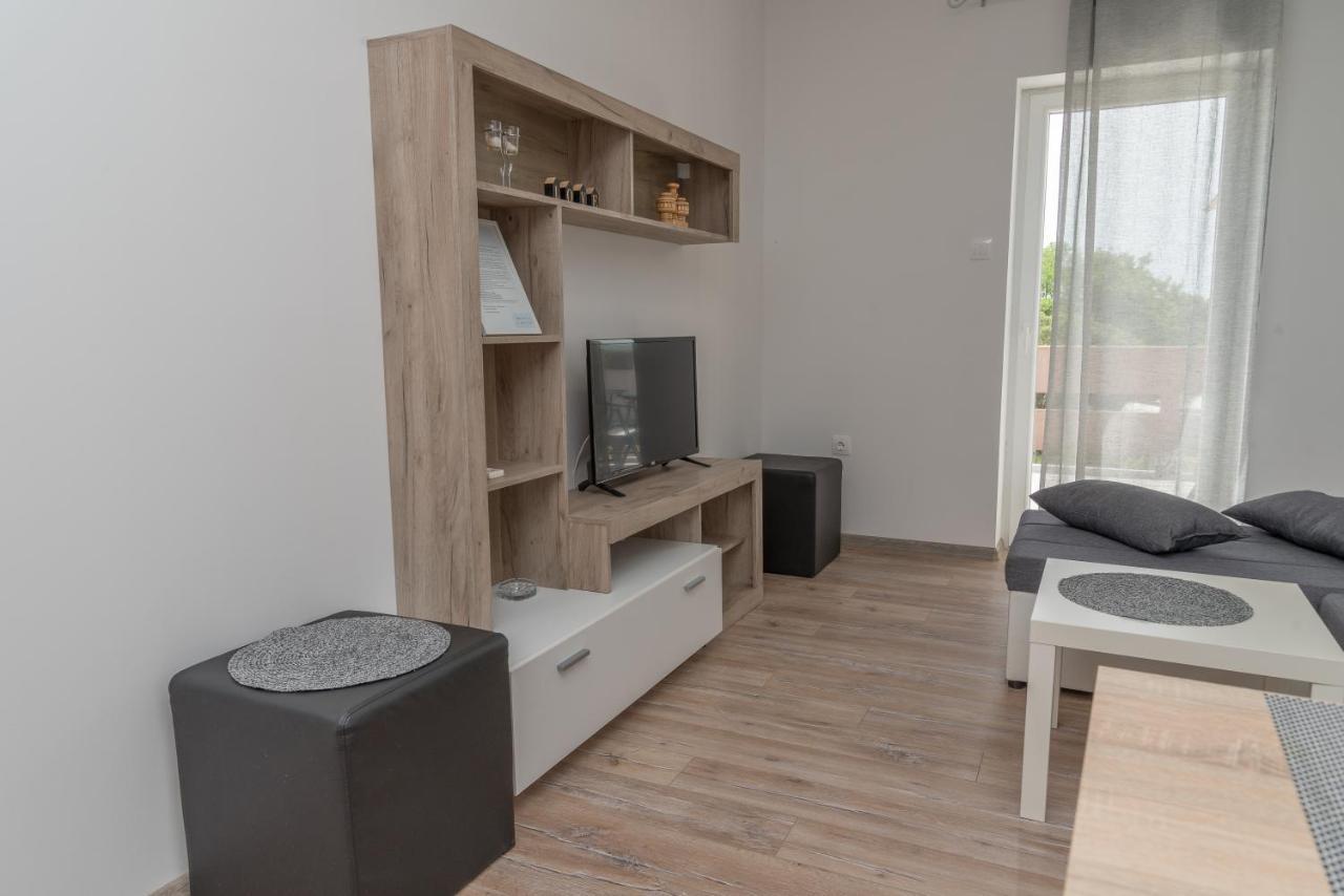 Apartmani Krzak Nin Esterno foto