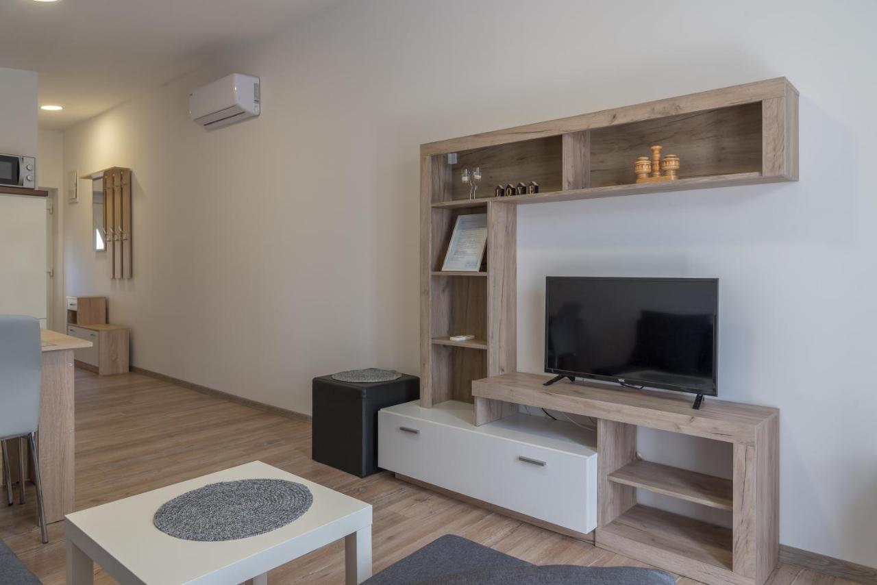 Apartmani Krzak Nin Esterno foto