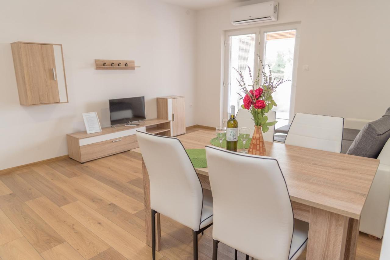 Apartmani Krzak Nin Esterno foto