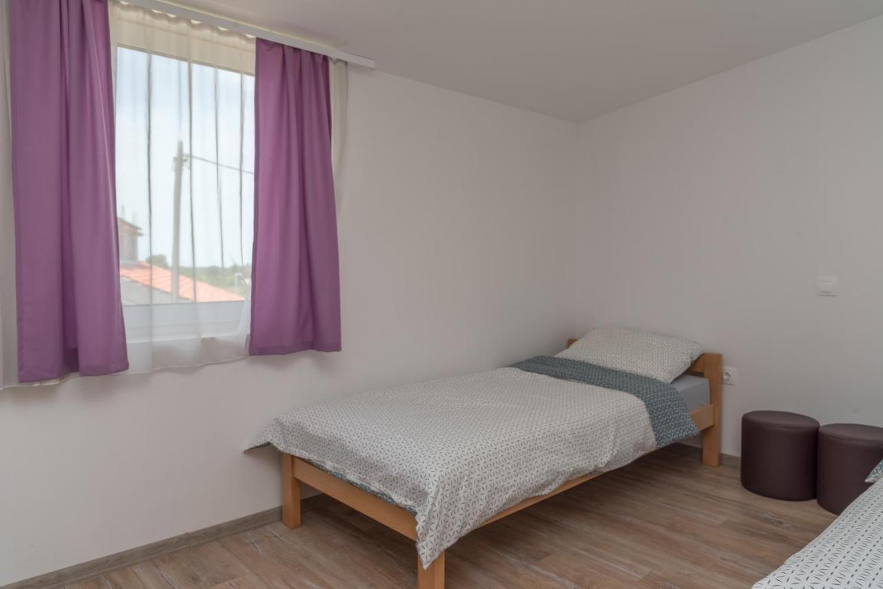 Apartmani Krzak Nin Esterno foto