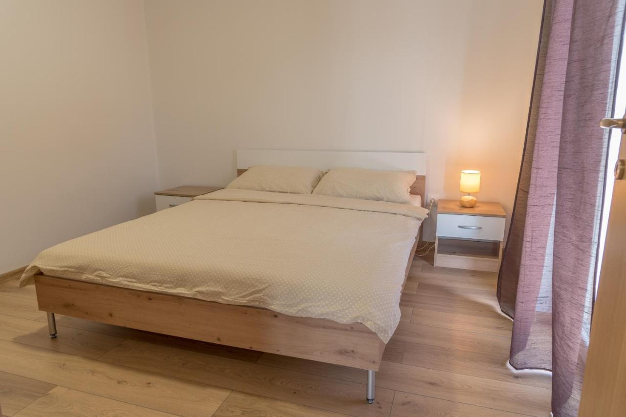 Apartmani Krzak Nin Esterno foto