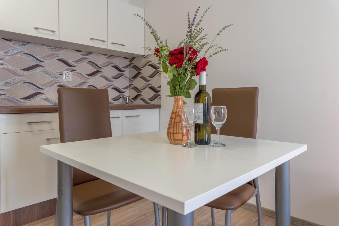 Apartmani Krzak Nin Esterno foto